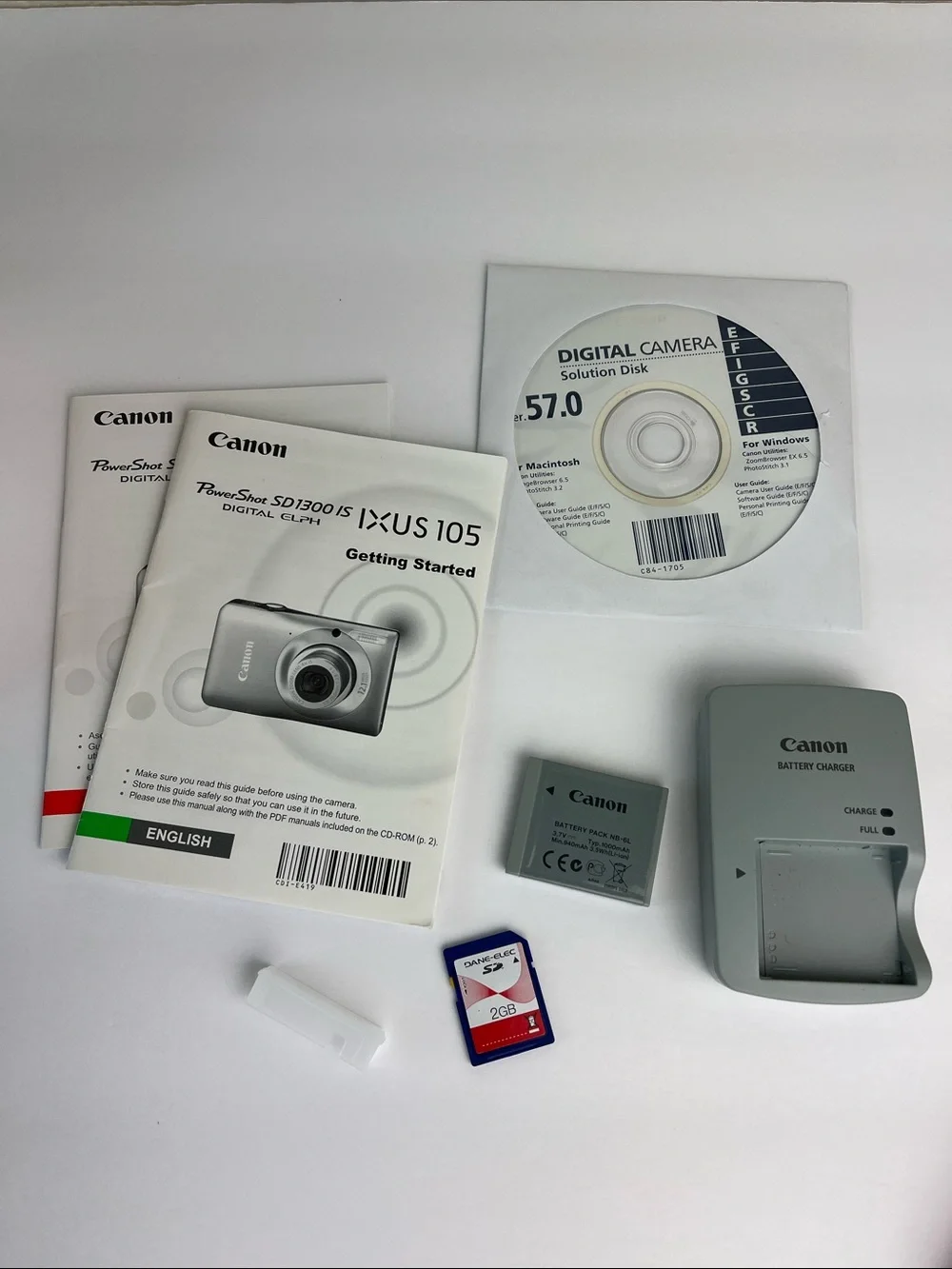 Canon PowerShot SD1300 IS Digital ELPH  Deluxe Camera Kit in Pink